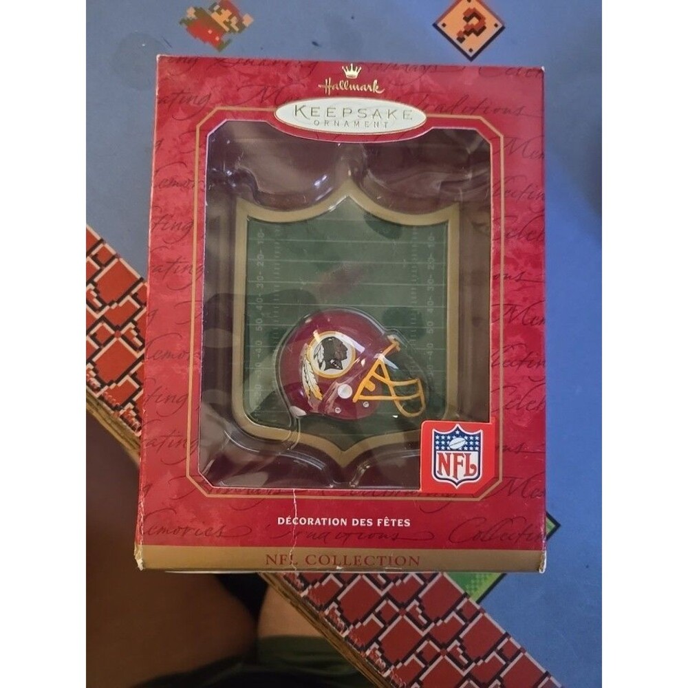 Hallmark Keepsake 2001  Washington Redskins Ornament (T-C)